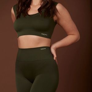 Sefi Active Set / Size S/ Move With Me Ribbed 7/8 - Peridot